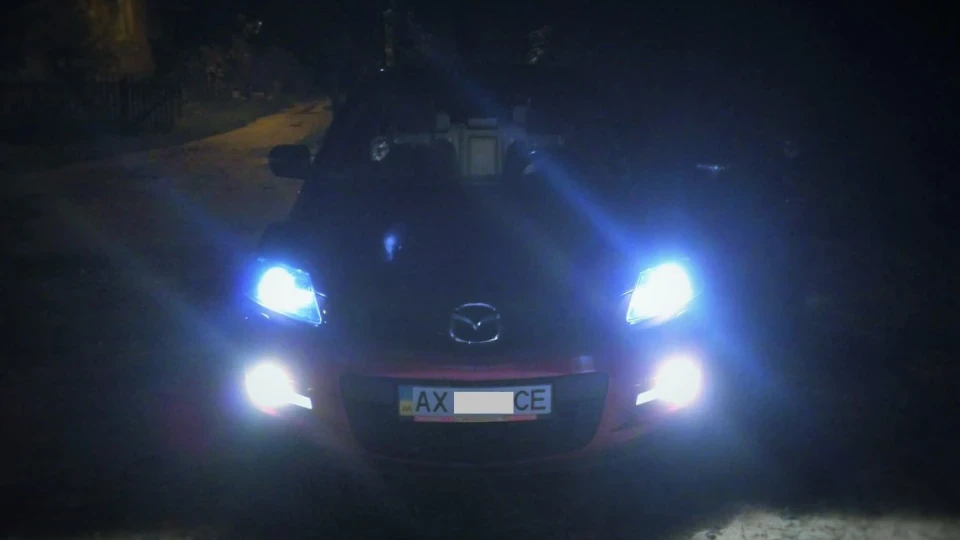 Mazda CX-7 4