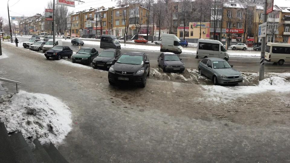 Mazda CX-7 клеє телиць ) 5