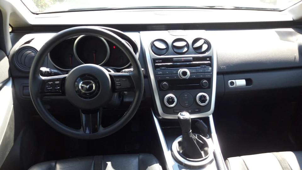 Mazda CX-7 parketnik 3