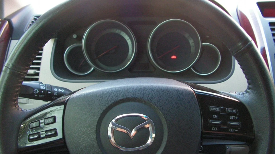 Mazda CX-9 4