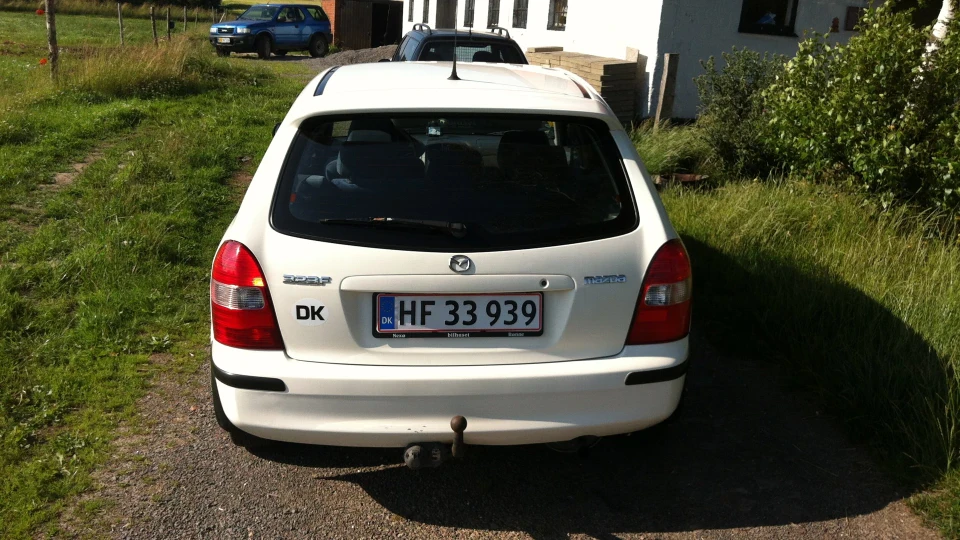 Mazda Familia 3