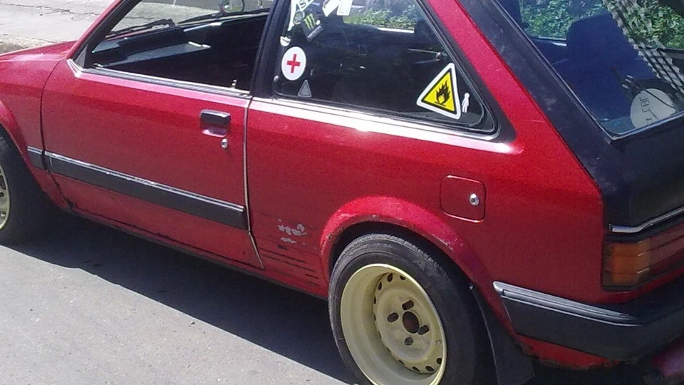 Mazda Familia 4