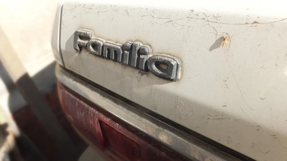 Mazda Familia сімейна GLC =) 2