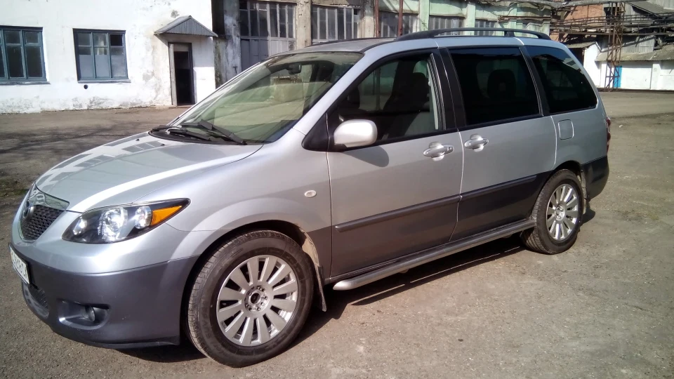 Mazda MPV 4