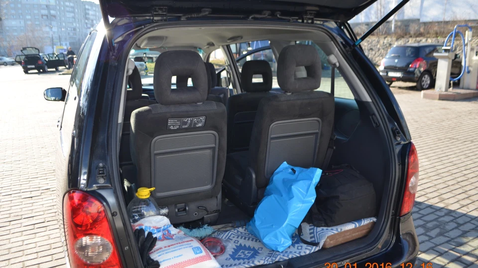 Mazda MPV чорна пташка zoom-zoom 4