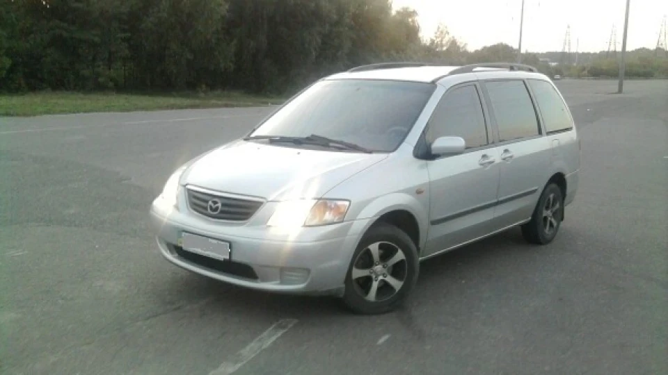 Mazda MPV Крихітка