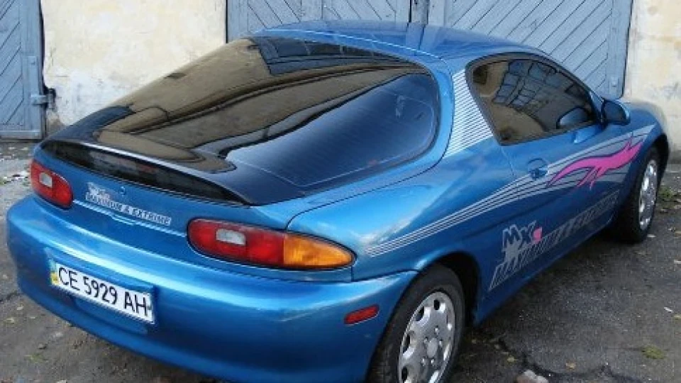 Mazda MX-3 1.6
