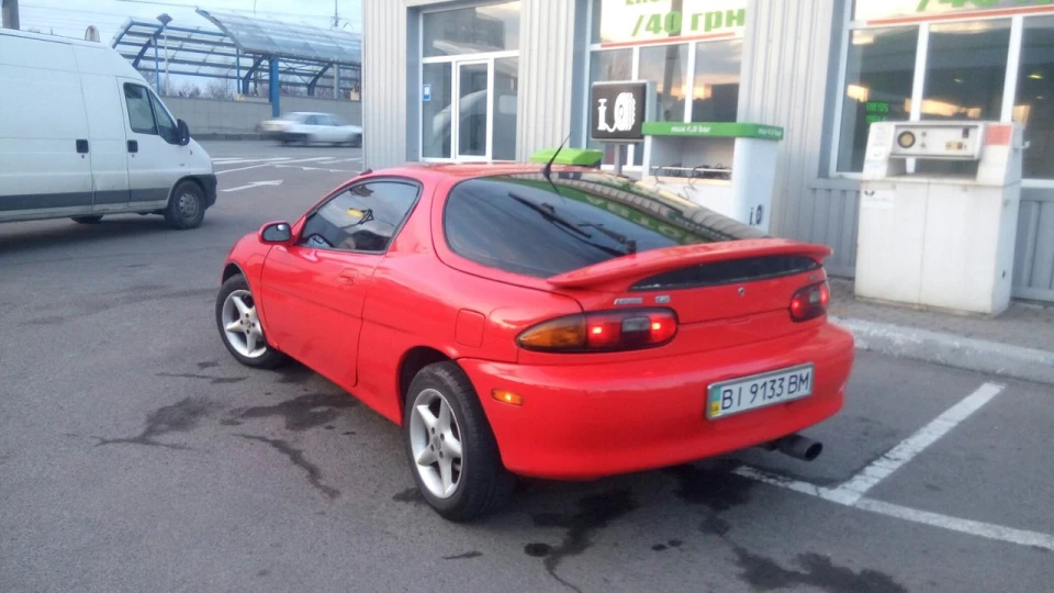 Mazda MX-3 1.8 V6