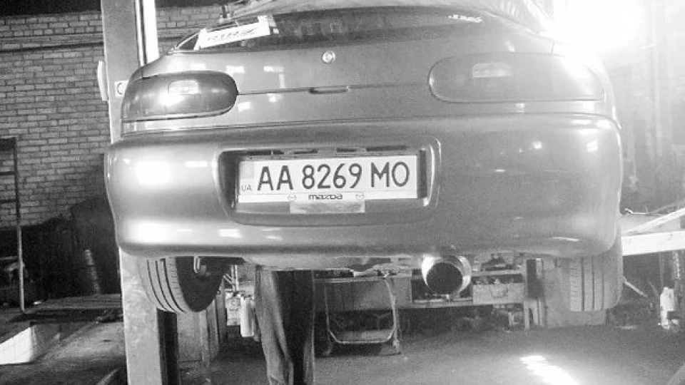 Mazda MX-3 стерво 2