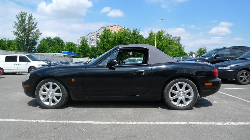 Mazda MX-5 2