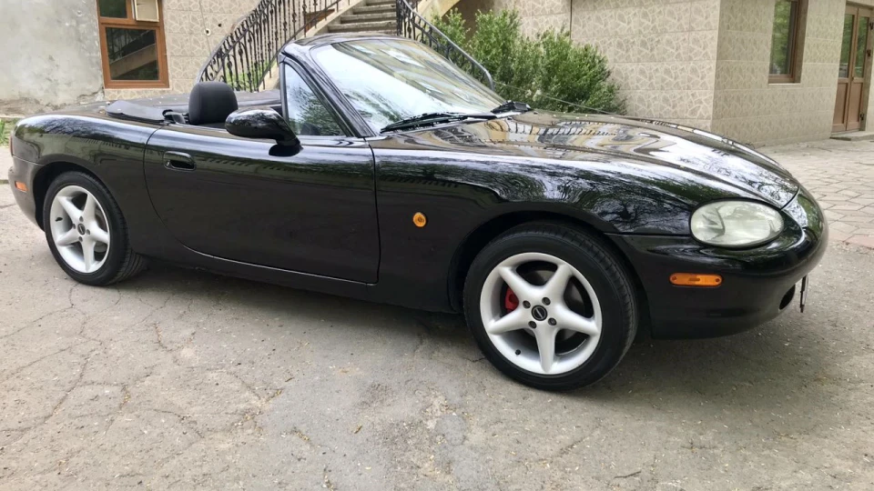 Mazda MX-5 Ожина