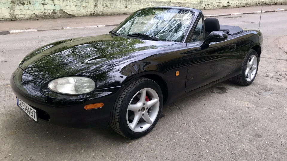 Mazda MX-5 Ожина 3