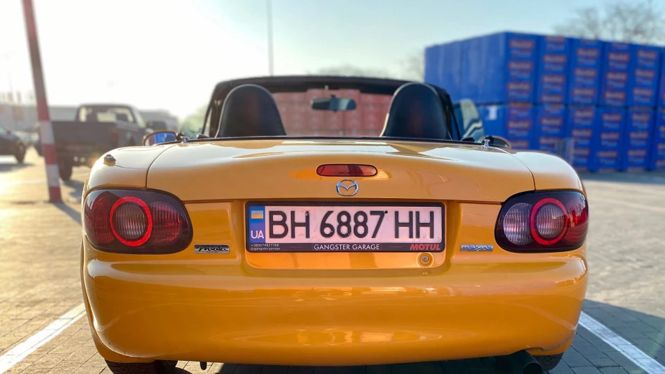 Mazda MX-5 NBFL 1.8 Solar Yellow! 2