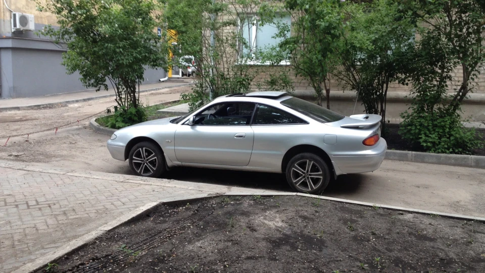Mazda MX-6 2