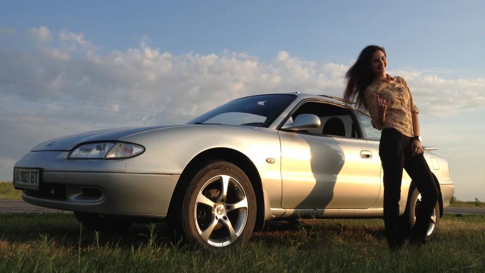 Mazda MX-6 4