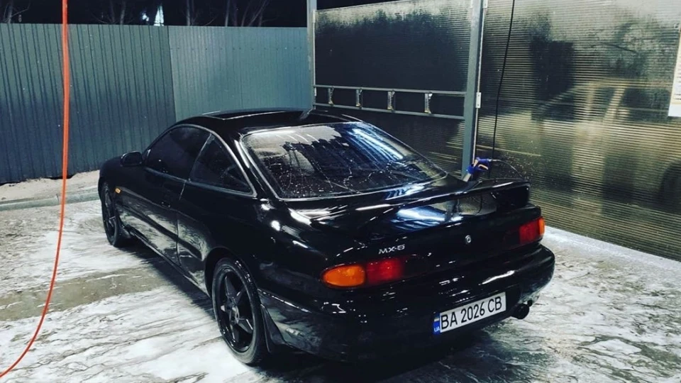 Mazda MX-6