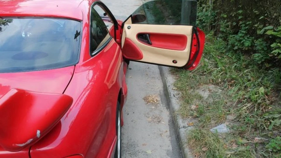 Mazda MX-6 ластівка гончача 5
