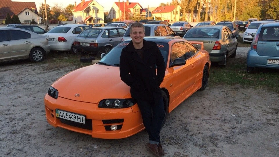 Mazda MX-6 Orange 2.5 л 2
