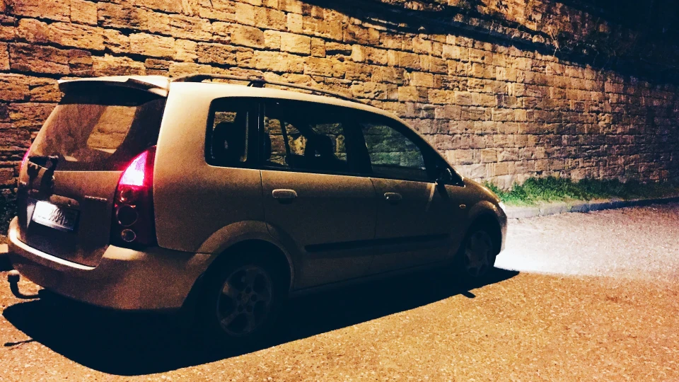 Mazda Premacy 4