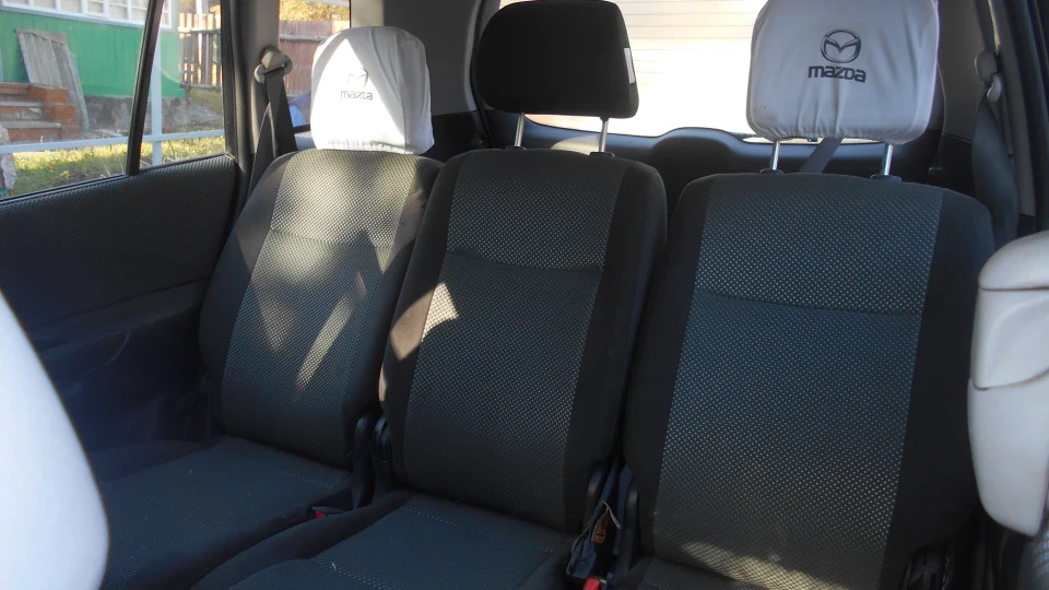 Mazda Premacy 1.8 бензин 100 к.с. 3