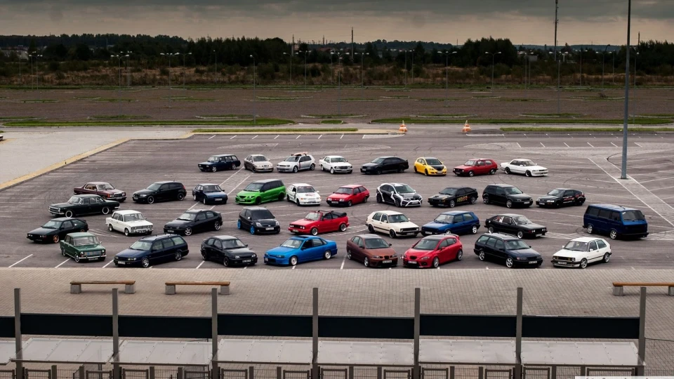Mazda Premacy JDM будка 4