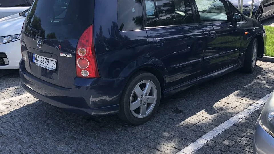 Mazda Premacy Wagon LifeStyle 4
