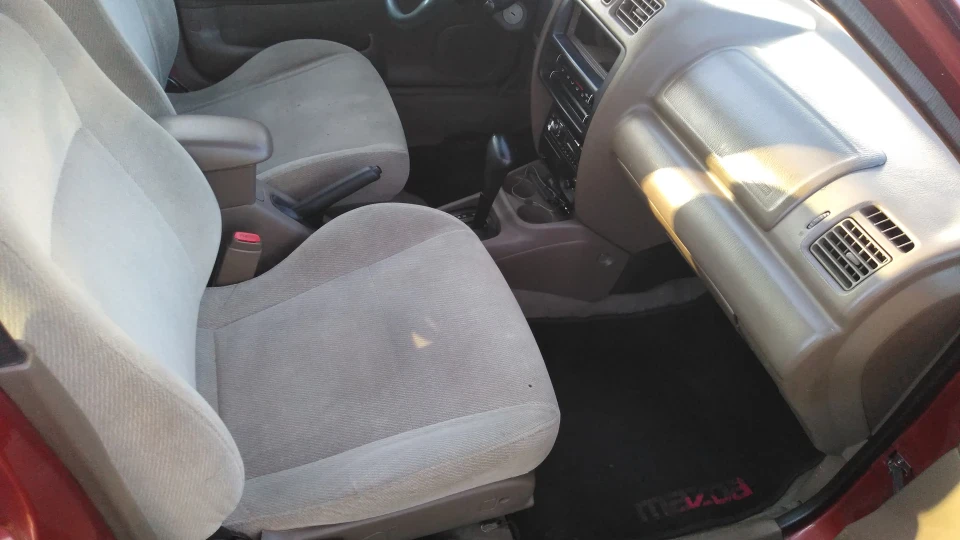Mazda Protege 1.5 v16 2