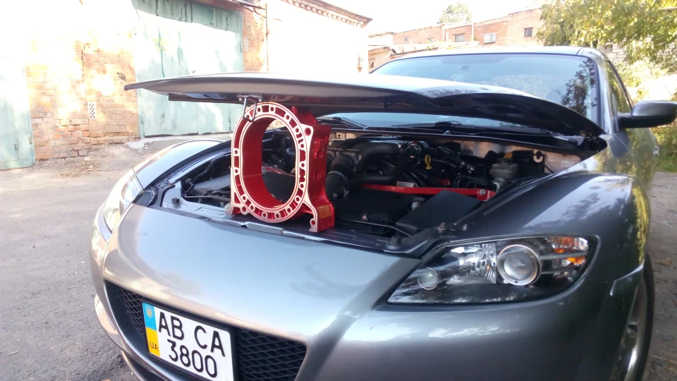 Mazda RX-8 Табун поршнів 2