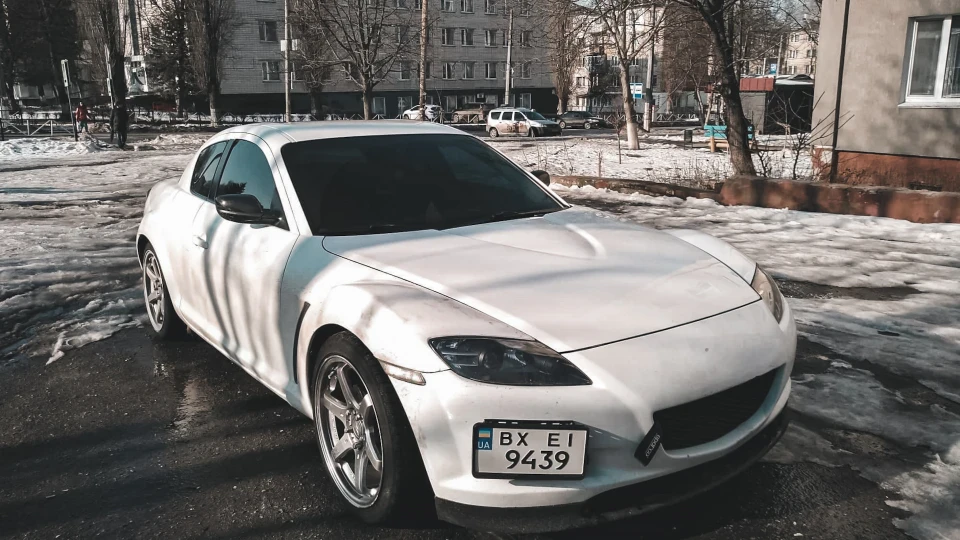 Mazda RX-8 White Wings 3