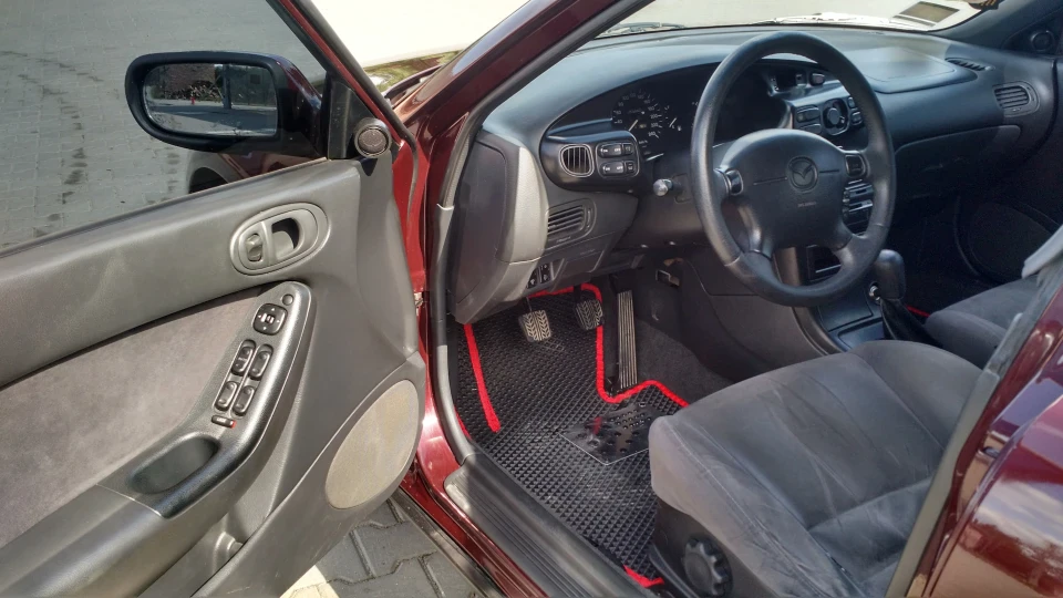 Mazda Xedos 6 V6 2.0 144 л.с. 5