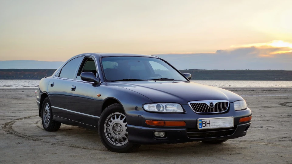 Mazda Xedos 9