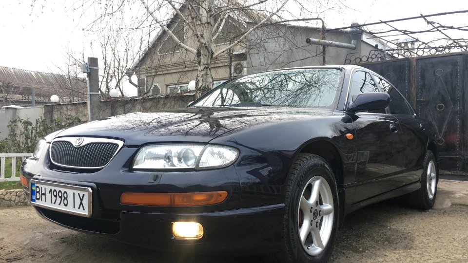 Mazda Xedos 9