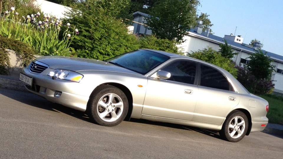 Mazda Xedos 9 2.5 AT