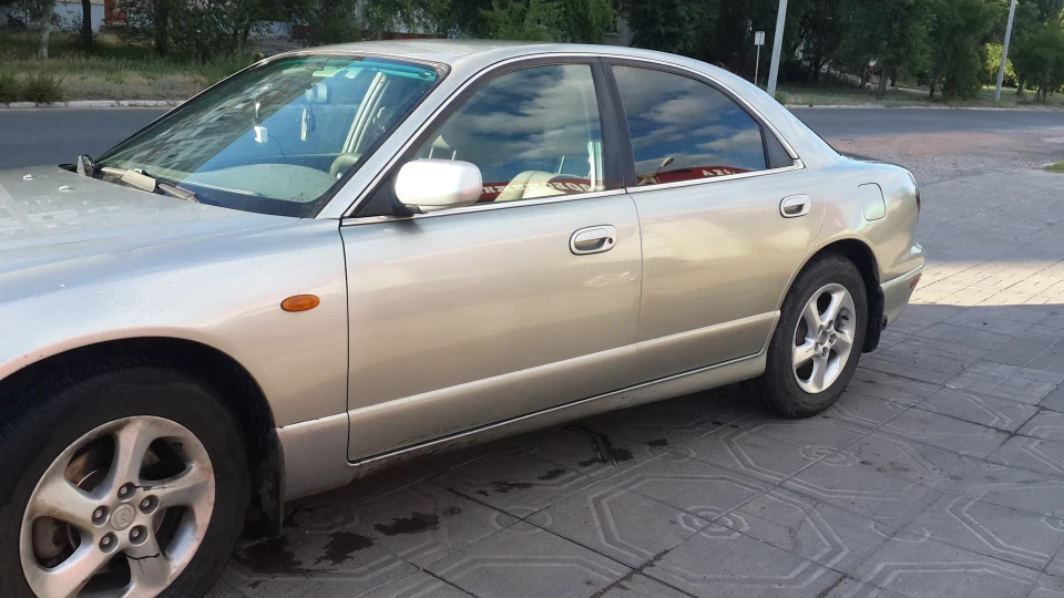 Mazda Xedos 9 Automatic 5