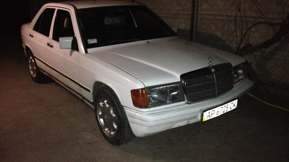 Mercedes-Benz 190 (W201) 2