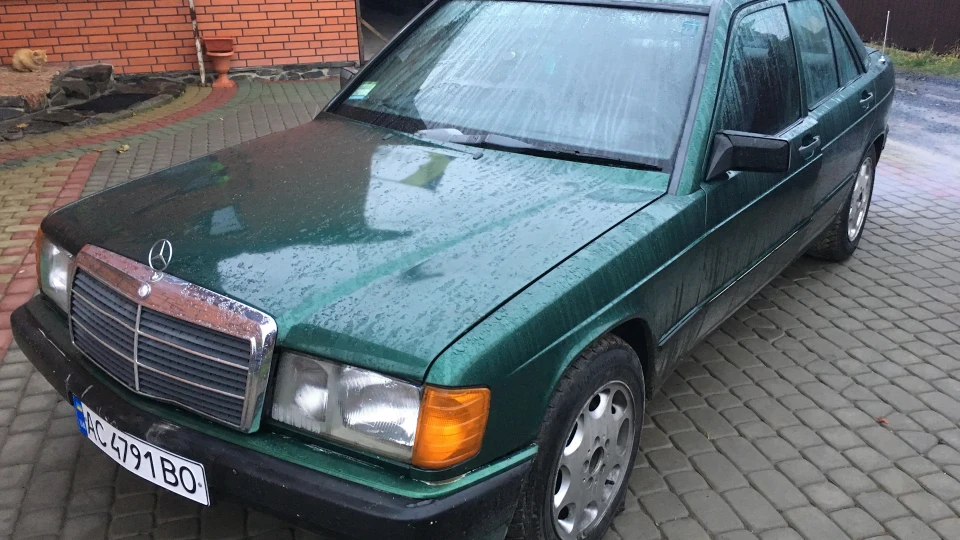 Mercedes-Benz 190 (W201) 2