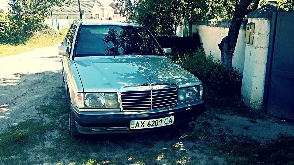 Mercedes-Benz 190 (W201) 4