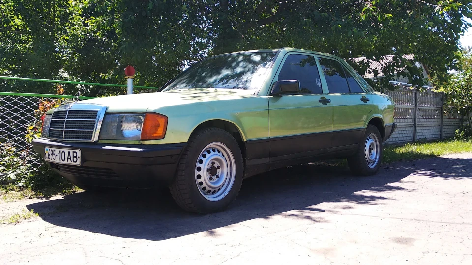 Mercedes-Benz 190 (W201) 2