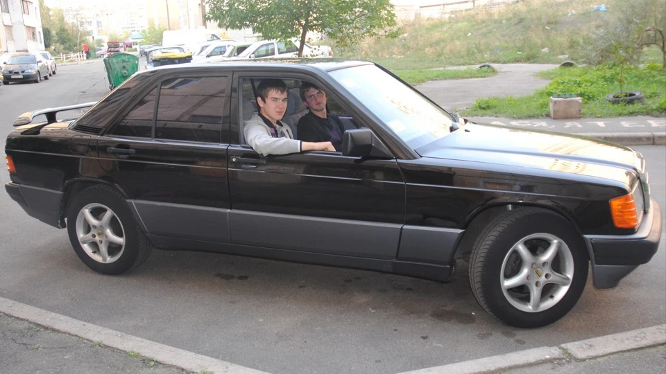 Mercedes-Benz 190 (W201)