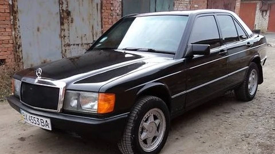 Mercedes-Benz 190 (W201) 2