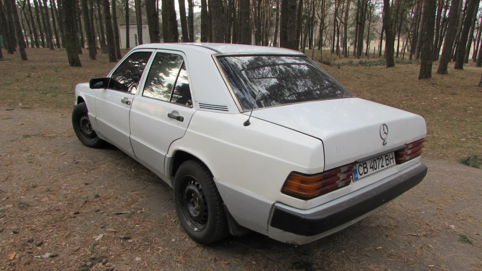 Mercedes-Benz 190 (W201) 2