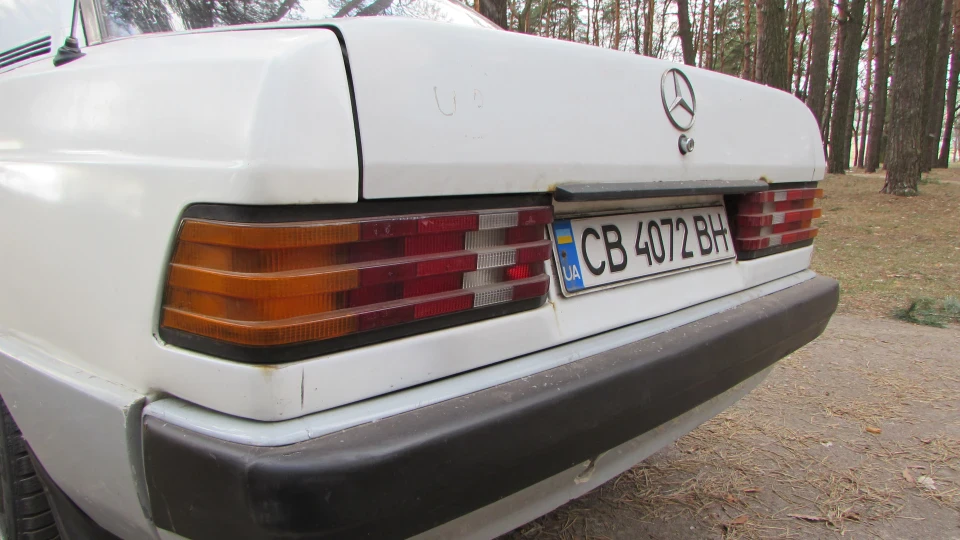 Mercedes-Benz 190 (W201) 5