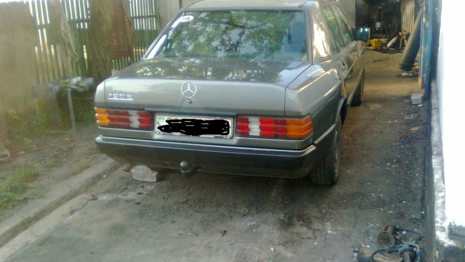 Mercedes-Benz 190 (W201) 2
