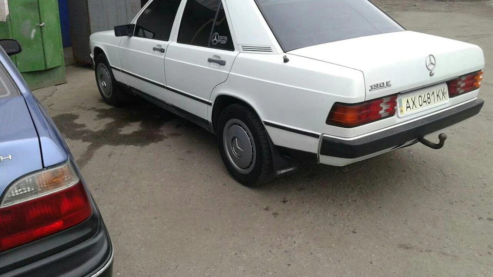 Mercedes-Benz 190 (W201) 4