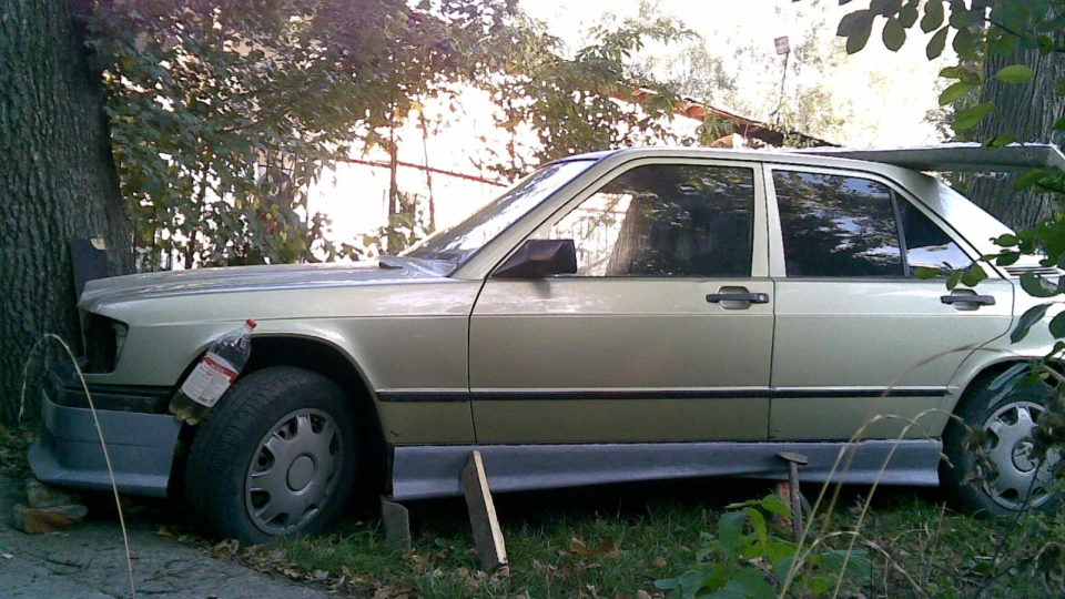 Mercedes-Benz 190 (W201) 5