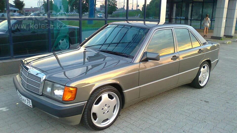 Mercedes-Benz 190 (W201) 2