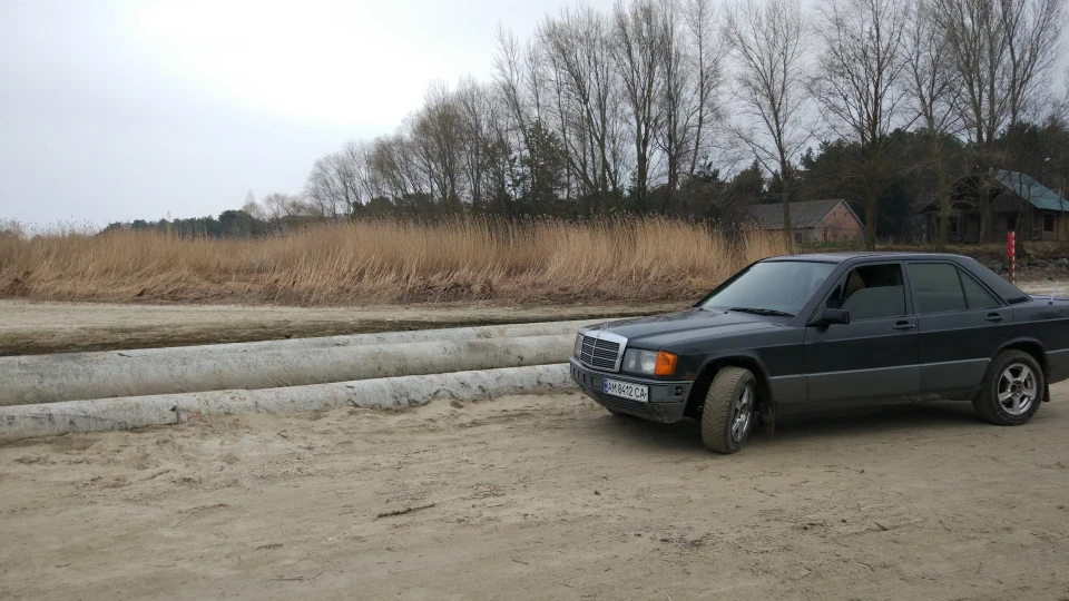Mercedes-Benz 190 (W201) 1.8 більше не ke 4