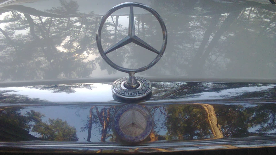 Mercedes-Benz 190 (W201) 190 D 4