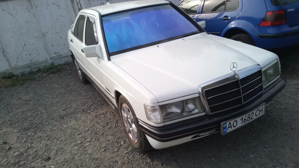 Mercedes-Benz 190 (W201) 2.0. бензин-газ карб 09 2