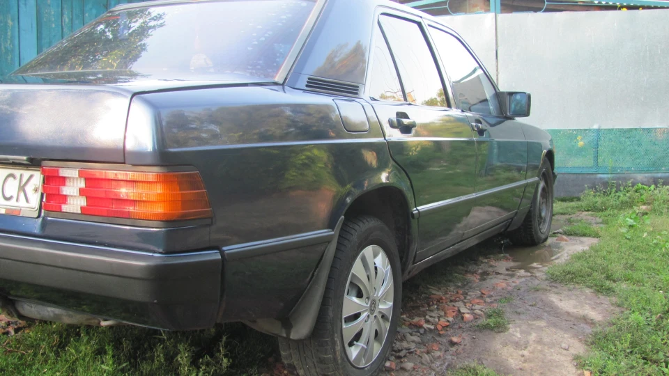 Mercedes-Benz 190 (W201) 2,0 Бензин 4